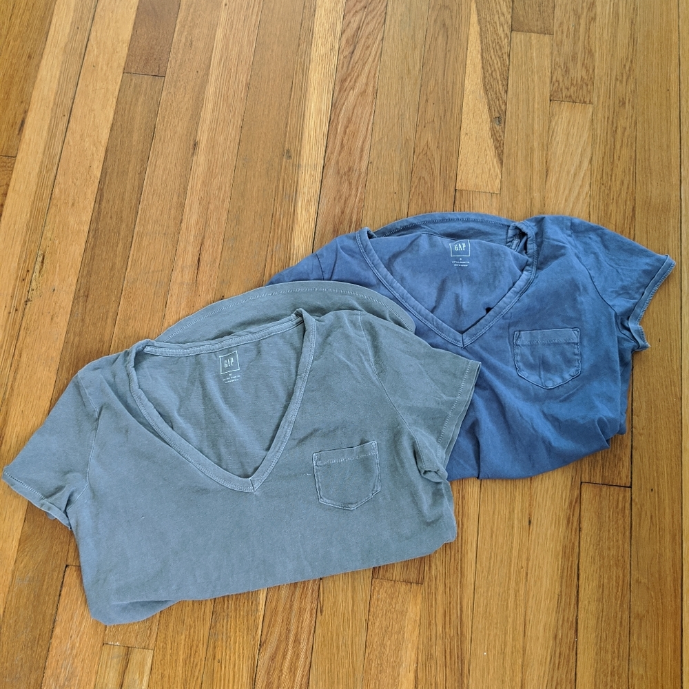 DONATED 💥 GAP t-shirt bundle